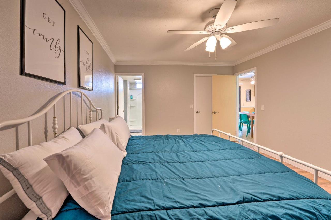 Updated Family Home - 2 Blocks To Colorado River! Bullhead City Eksteriør billede