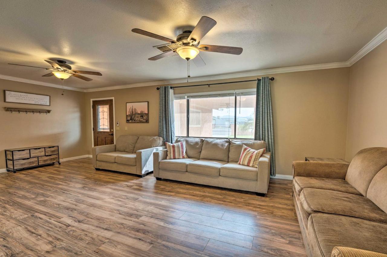 Updated Family Home - 2 Blocks To Colorado River! Bullhead City Eksteriør billede