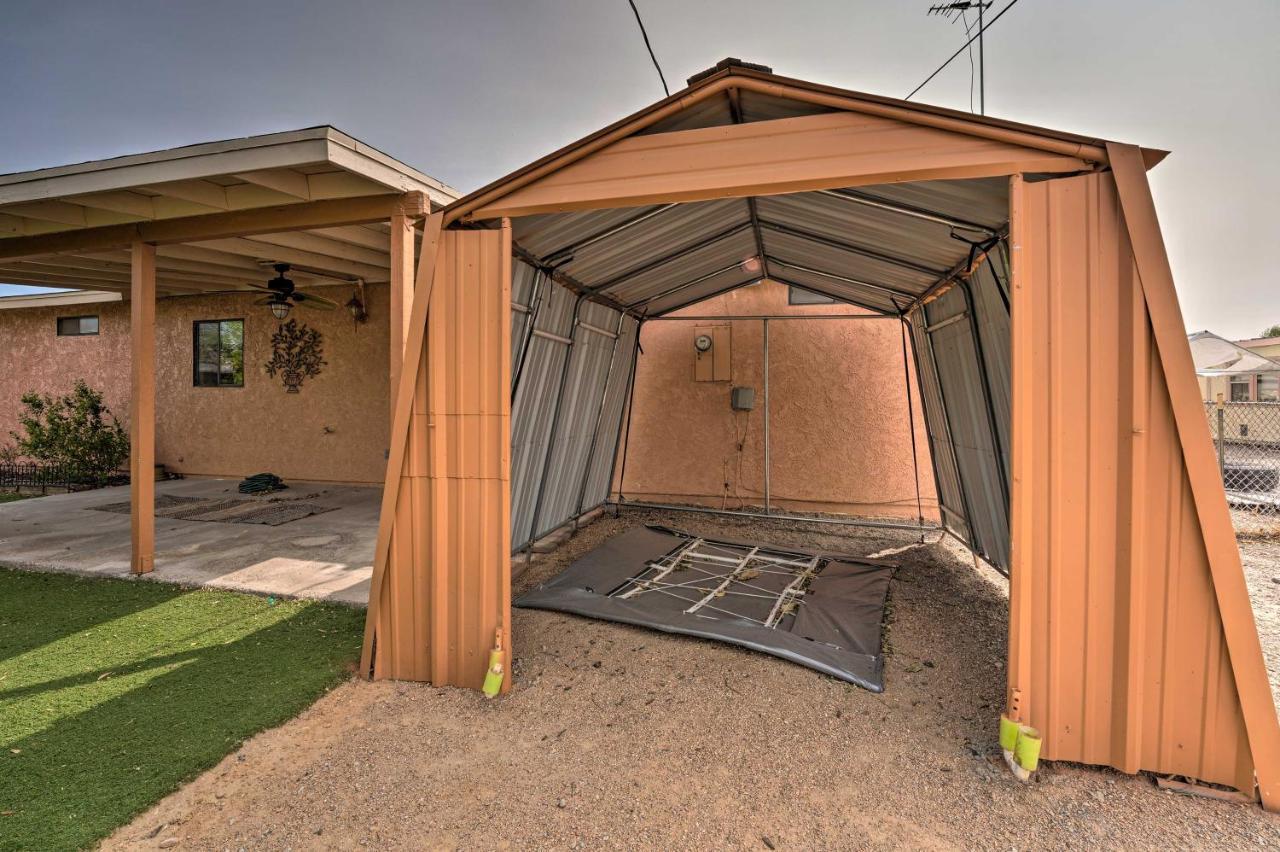Updated Family Home - 2 Blocks To Colorado River! Bullhead City Eksteriør billede